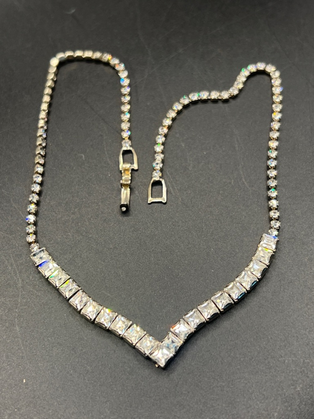 Vintage Crystal V-DropNecklace - Silver Tones 23